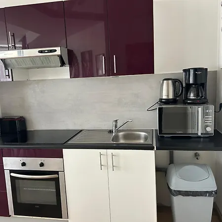Appartement En Duplex, 1E Etage, Proche Commodites Armentieres Exterior photo
